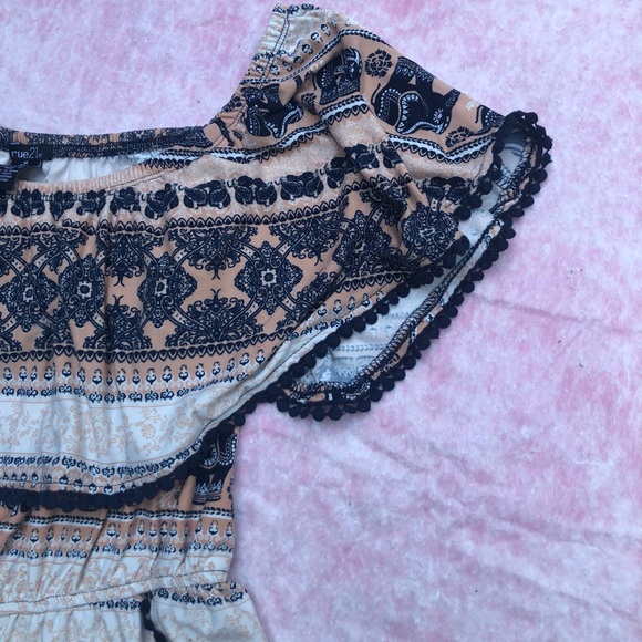 Rue 21 Romper Elephant Print Women’s Size M - Picture 4 of 9